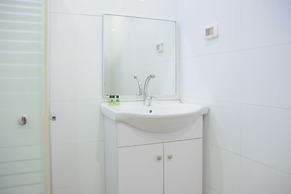 Laguardia Hotel