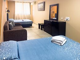 Laguardia Hotel