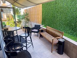 Laguardia Hotel
