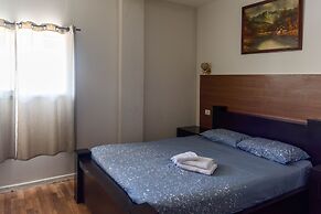 Laguardia Hotel