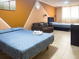 Laguardia Hotel