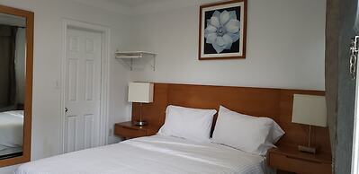 Niagara Inn
