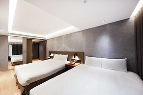 CHECK inn Taipei Nanjing