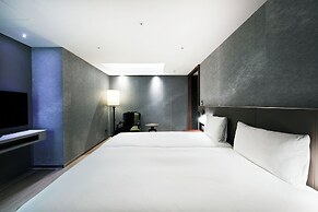 CHECK inn Taipei Nanjing