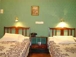 Lotus Hotel