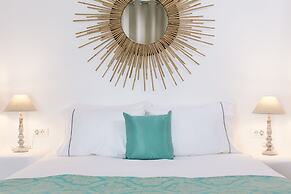Colours of Mykonos