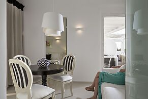 Colours of Mykonos