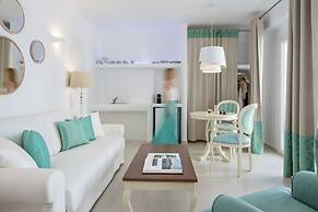 Colours of Mykonos