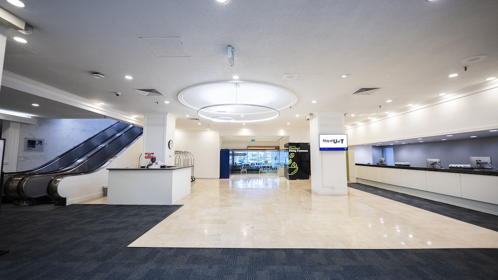 Chestnut Residence - Campus Accommodation