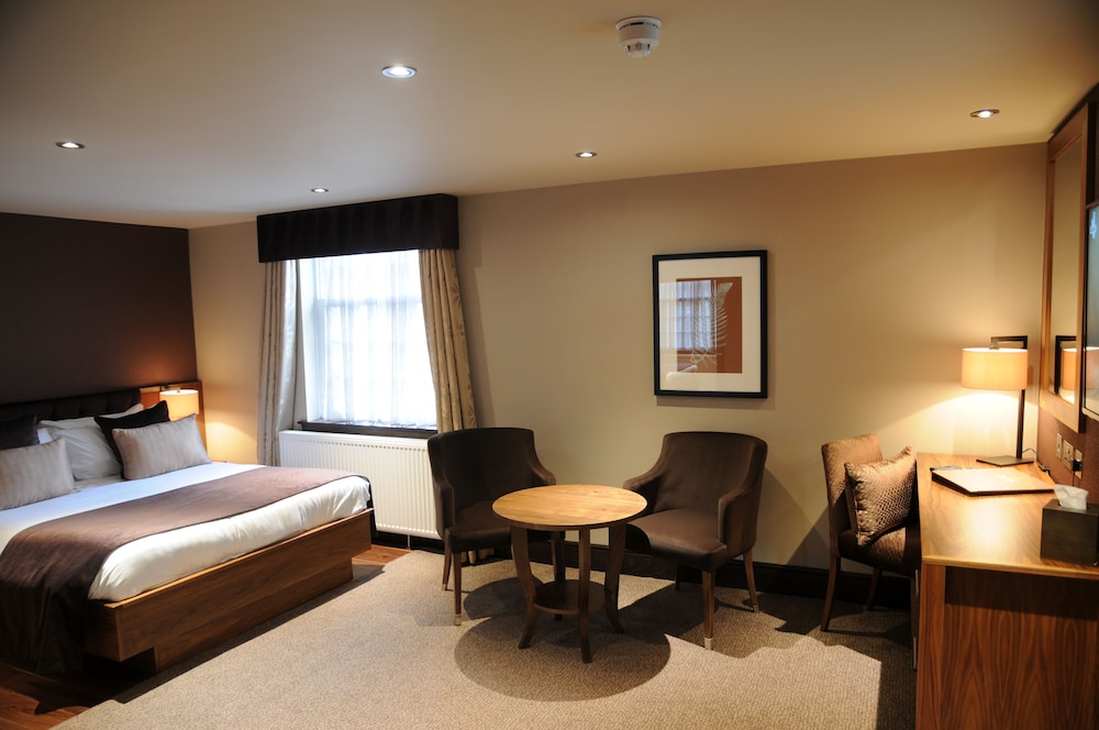 The Busby Hotel