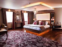 The Busby Hotel