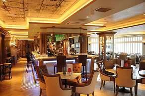 The Busby Hotel