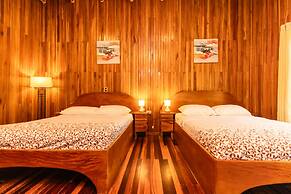 Jaguarundi Lodge