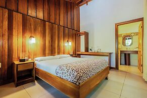 Jaguarundi Lodge