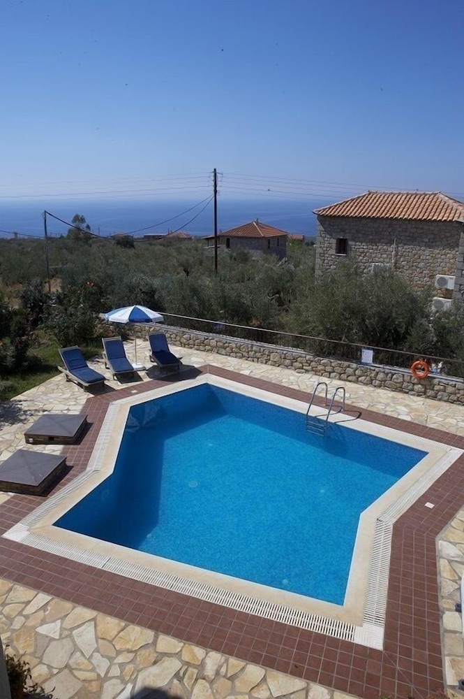 Olympia Villas