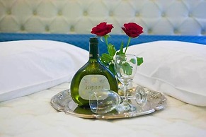Kyveli Suites