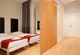 Modern Center Apartments