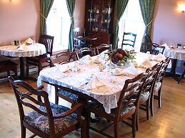 New Horton Lake Inn