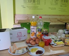 Blue Backpackers Hostel