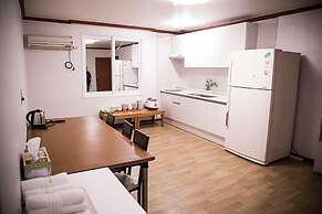 Picasso Motel