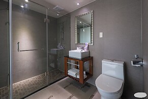 Paris Business Hotel