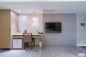 Paris Business Hotel