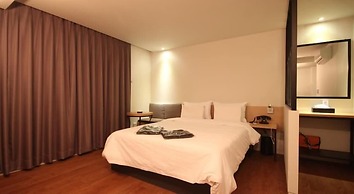 Muri Hotel