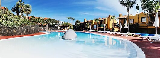 Apartamentos Oasis San Antonio