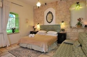 Pina Balev Inn