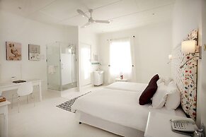 Karoo Art Hotel