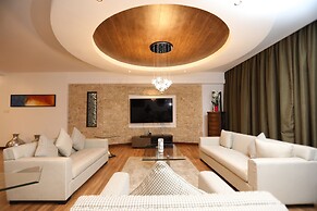 Bidwood Suite Hotel