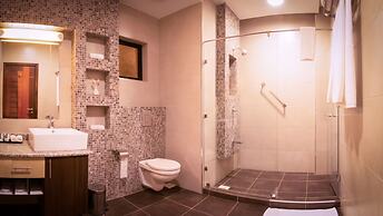 Bidwood Suite Hotel