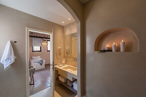 Serenissima Boutique Hotel