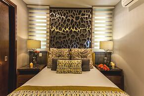 Pinnacle Resorts 220