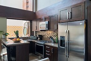 Pinnacle Resorts 220