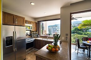 Pinnacle Resorts 220