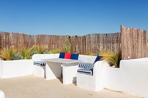 Fivos Apartments