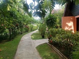 Firefly Beach Cottages and Suites