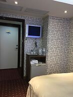 Lio Hotel