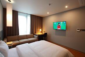 141 Mini Hotel