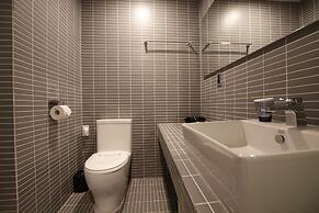141 Mini Hotel