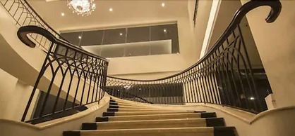 Diradja Hotel