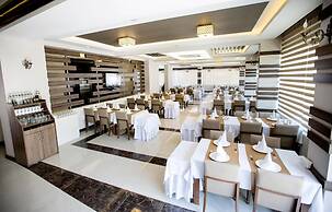 Lavin Otel