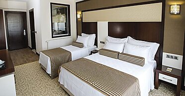 Lavin Otel