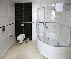 Lavin Otel