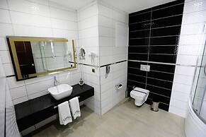 Lavin Otel