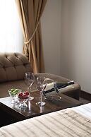 Lavin Otel