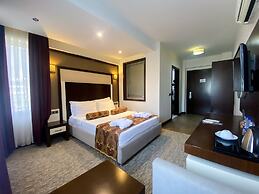 Lavin Otel