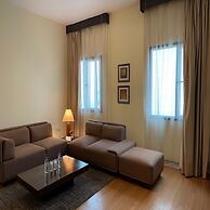 Tulip Creek Hotel Apartments