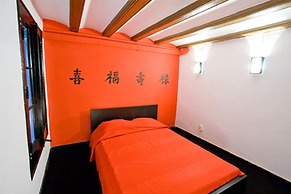 Palace Guesthouse